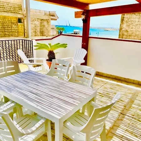 Casa Vacanza Vista Mare Pozzallo Exterior photo